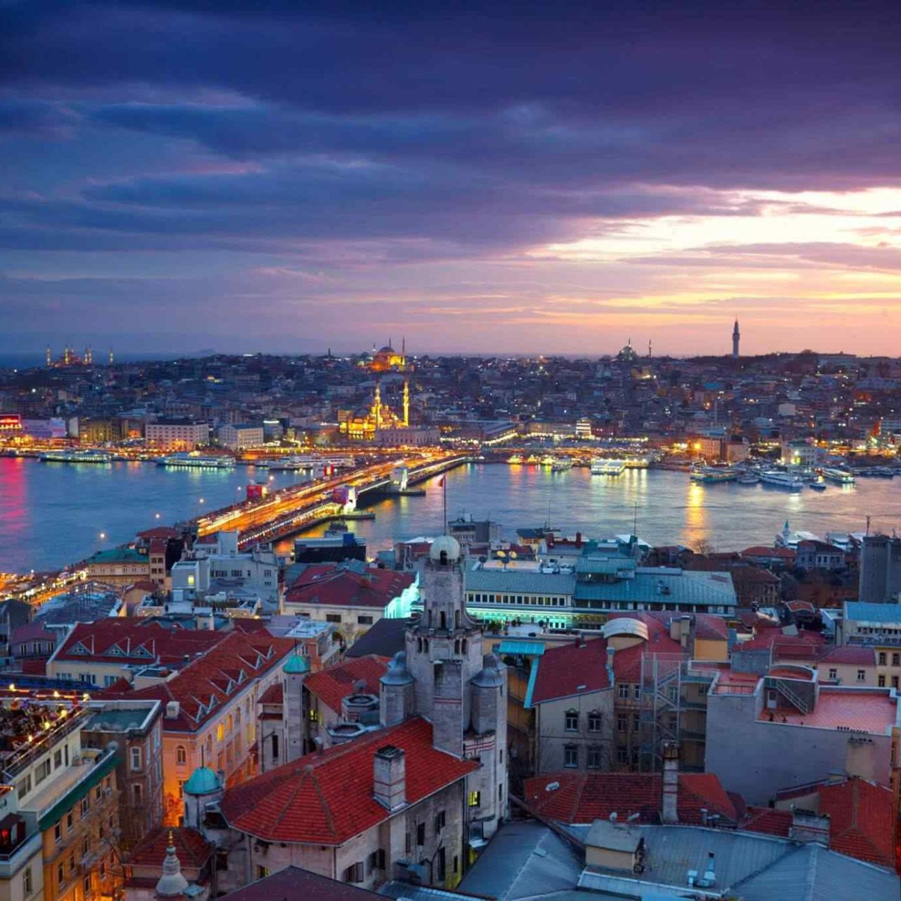 https://2host.app/wp-content/uploads/2018/09/destination-istanbul-01-1280x1280.jpg