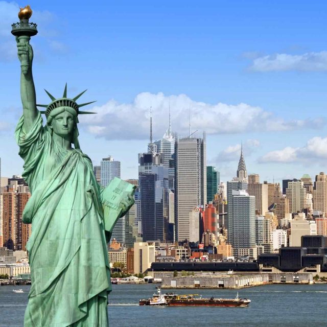 https://2host.app/wp-content/uploads/2018/09/destination-new-york-01-640x640.jpg